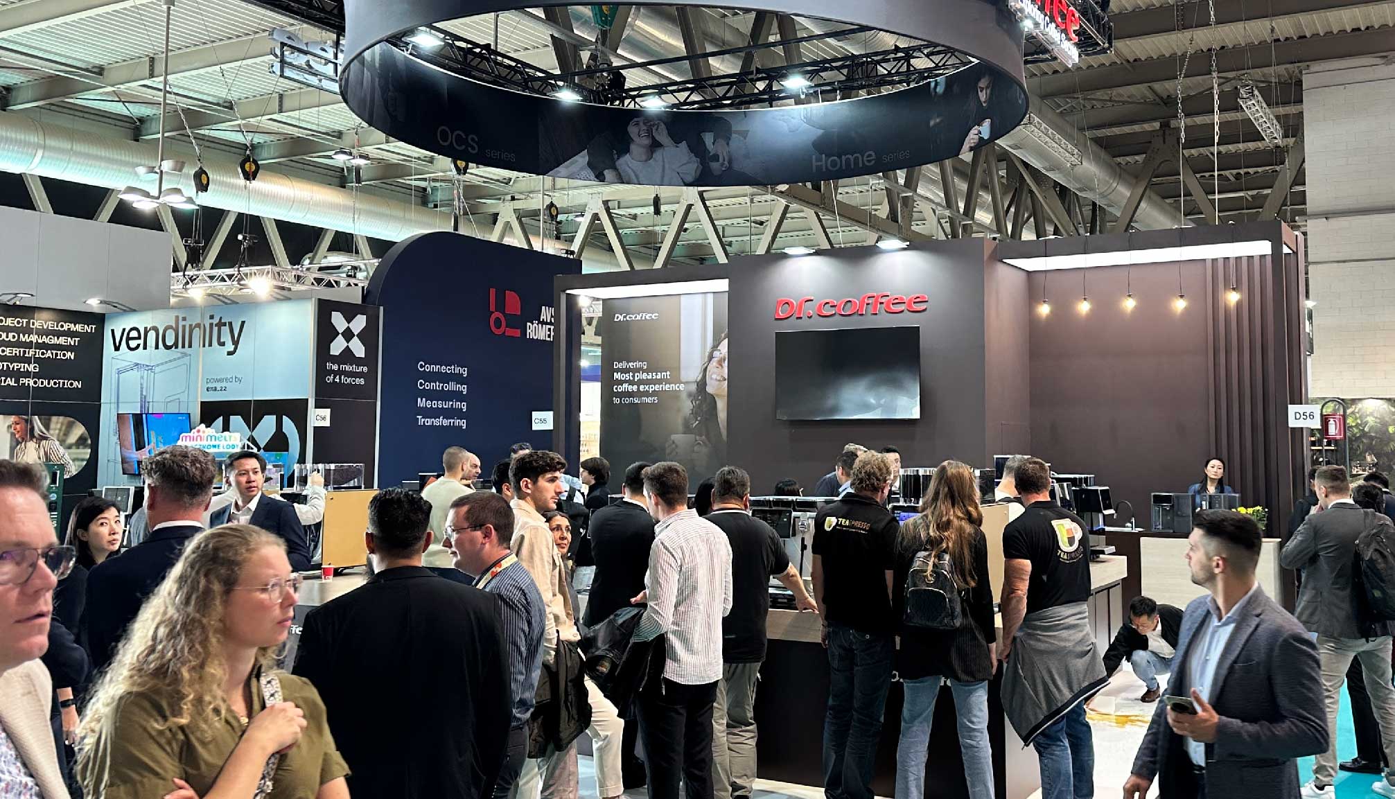 闪耀米兰丨咖博士携中国智造,聚焦世界目光